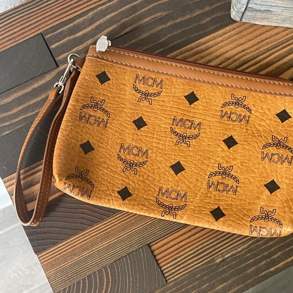 MCM Cognac Leather Trimmed Visetos Zippered Pouch/Wristlet w/ COA - Picture 10 of 12